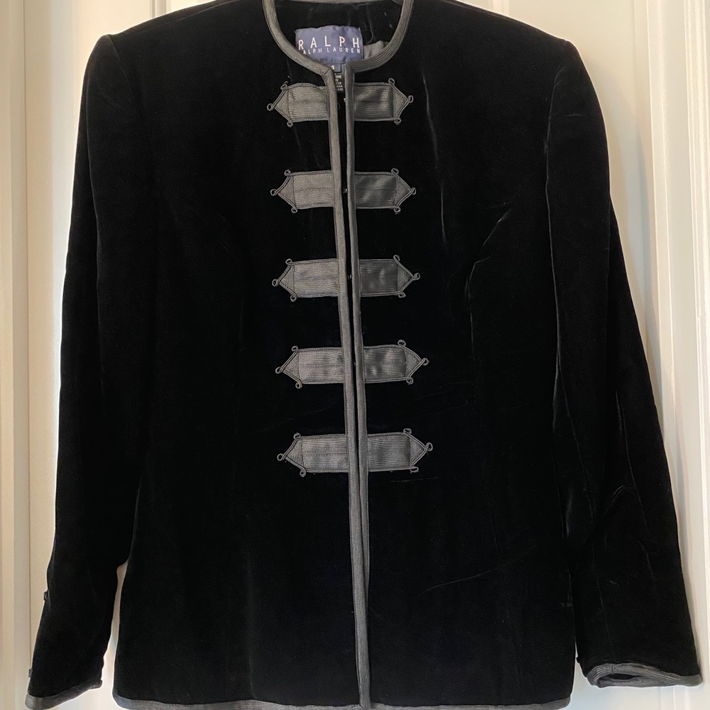 RALPH LAUREN 
BLACK VELVET MILITARY STYLE JACKET